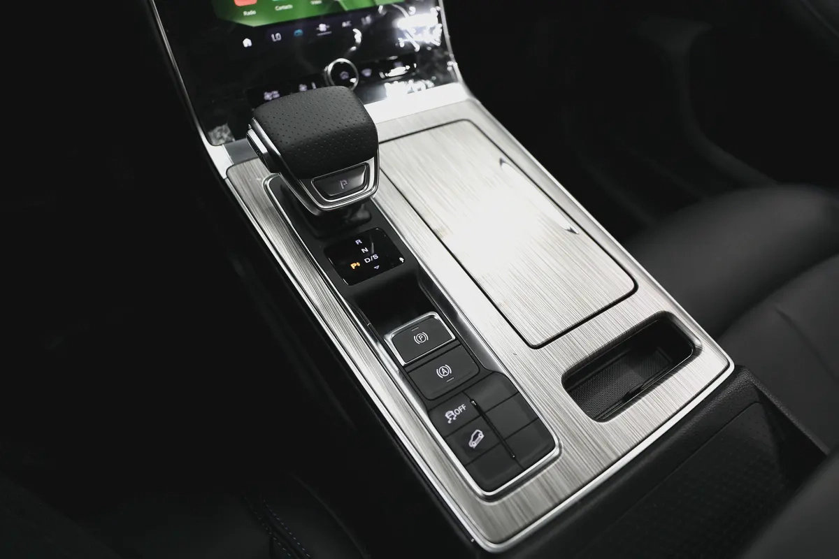 Roewe RX5-12-12