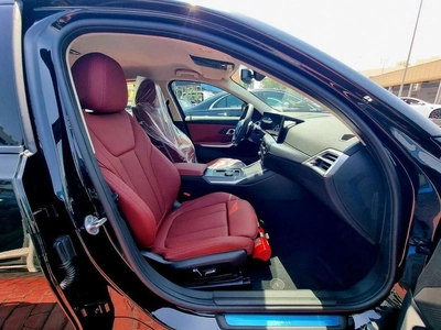 BMW 318i Warranty & Service 2025 GCC - AED 155,000-5