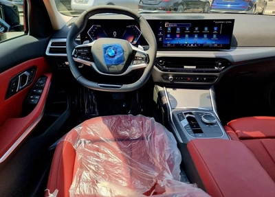 BMW 318i Warranty & Service 2025 GCC - AED 155,000-10