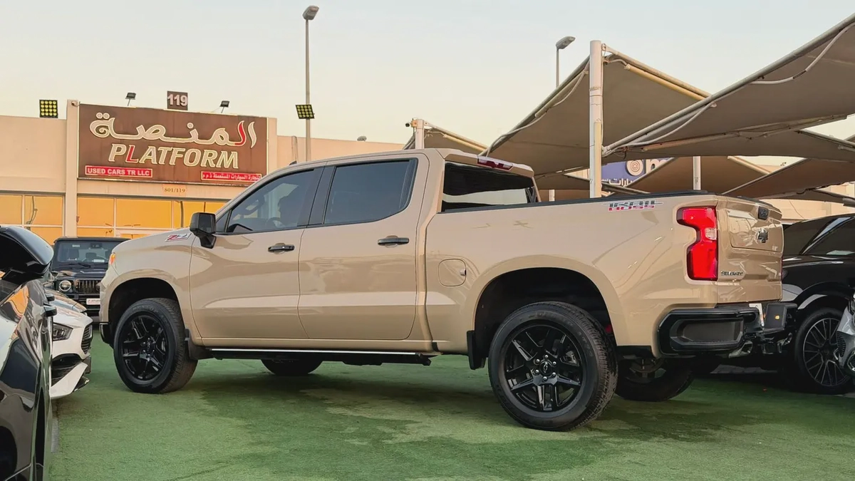 Chevrolet Silverado 1500 LT Trail Boss Z71 2023  | GCC Specs | Original paint with warranty