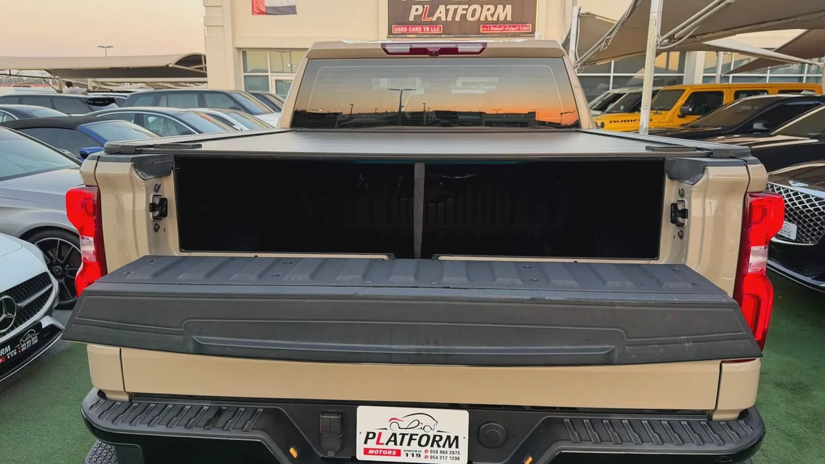 Chevrolet Silverado 1500 LT Trail Boss Z71 2023  | GCC Specs | Original paint with warranty