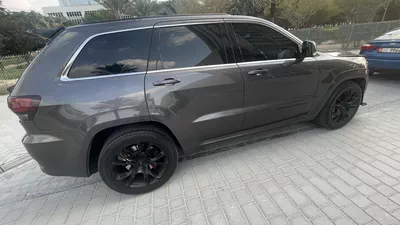 Jeep Grand Cherokee SRT 6.4-8
