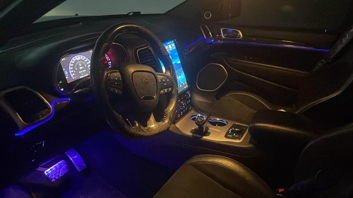 Jeep Grand Cherokee SRT 6.4-7-7
