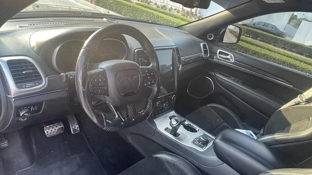 Jeep Grand Cherokee SRT 6.4-6-6