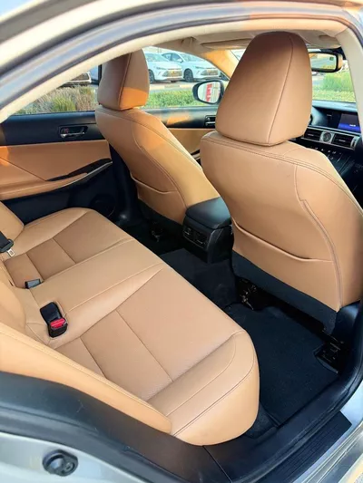 Lexus IS300 AWD (NON GCC) AWD-15
