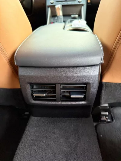 Lexus IS300 AWD (NON GCC) AWD-17