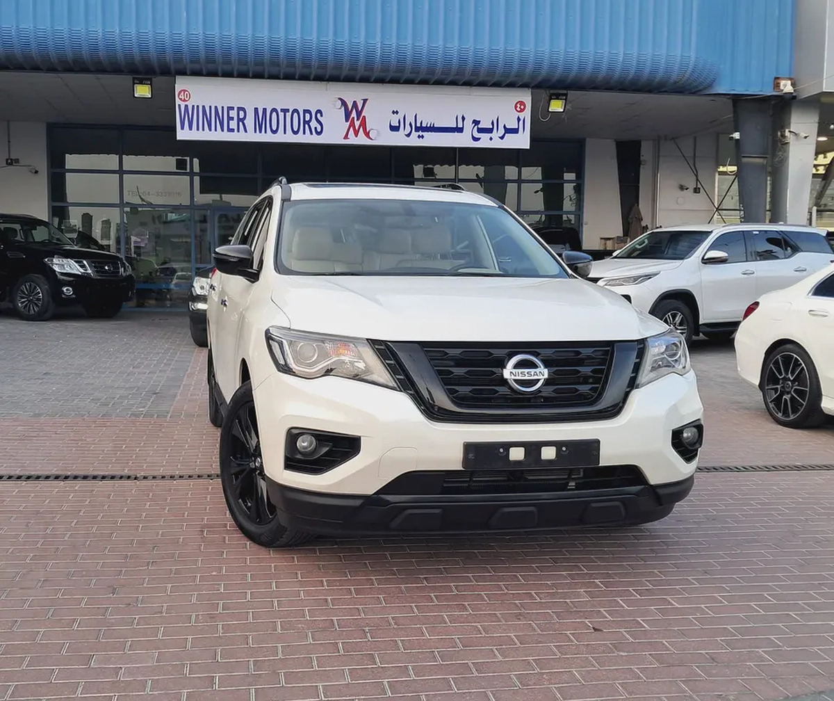 Nissan Pathfinder SV Midnight Black Edition2019 - GCC Specs - Well Maintained-1-1