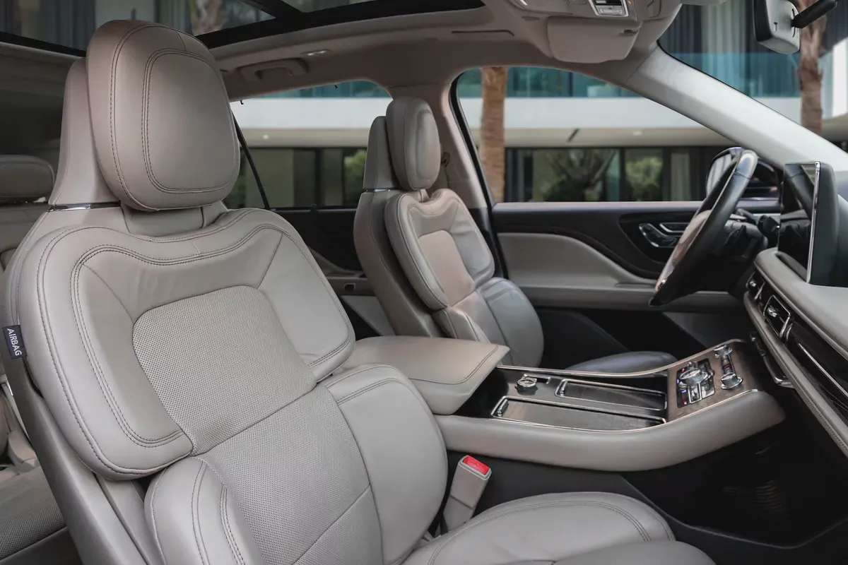 2,350 P.M |  Aviator Reserve II | 0% Downpayment | WARRANTY!-10-10