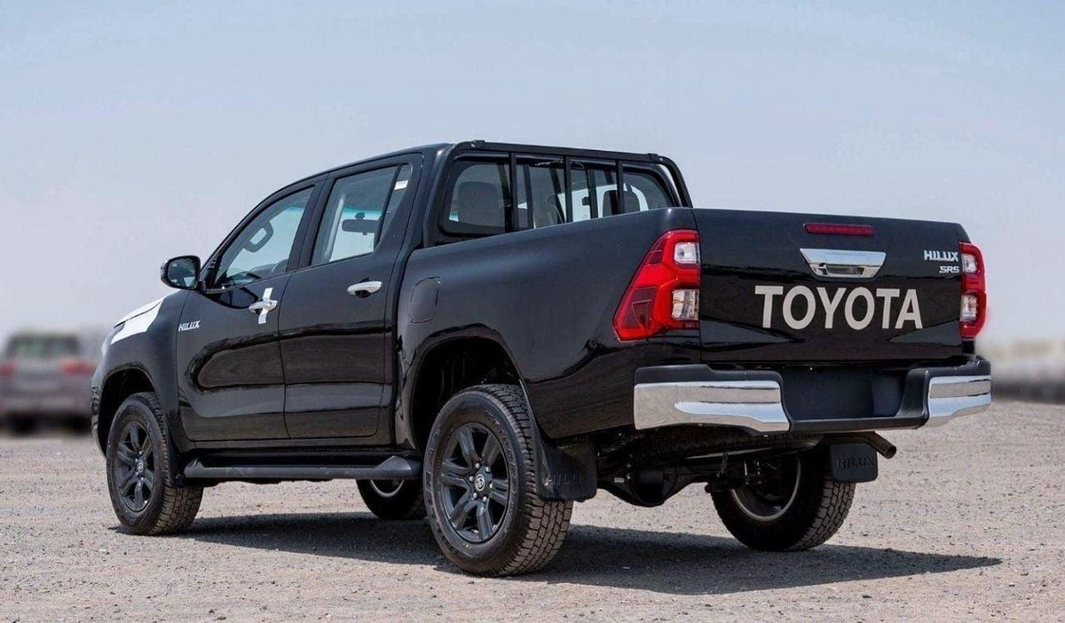 Toyota Hilux SGLX TOYOTA HILUX  2.4 diesel Automatic full options-4-0
