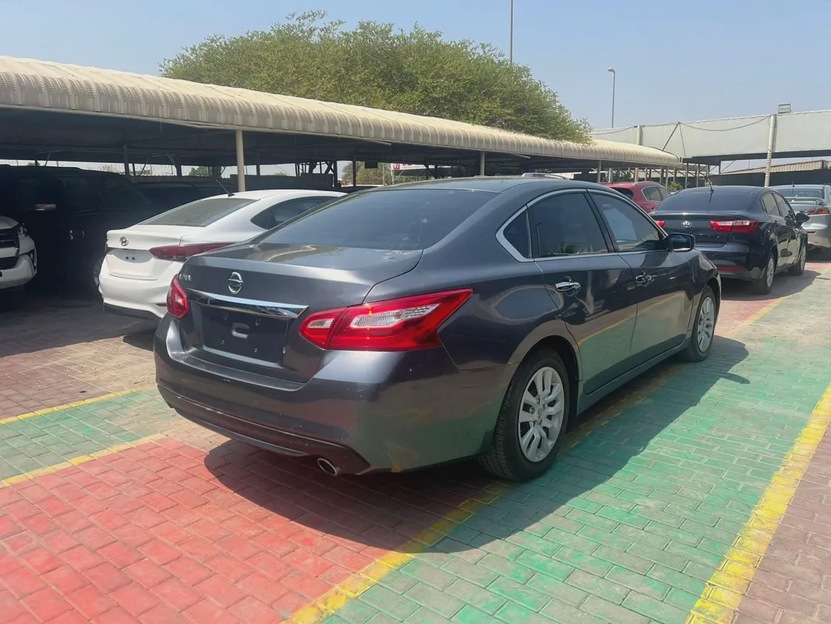 Nissan Altima S 2017 | Well Maintained | American Specs-5-5