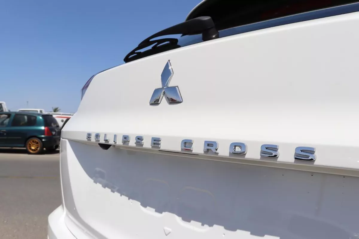 2026 Mitsubishi Eclipse Cross – White SUV with Black Interior-1-1