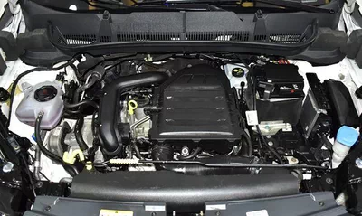 Skoda Kushaq ( 2023 Model ) in White Col...-9