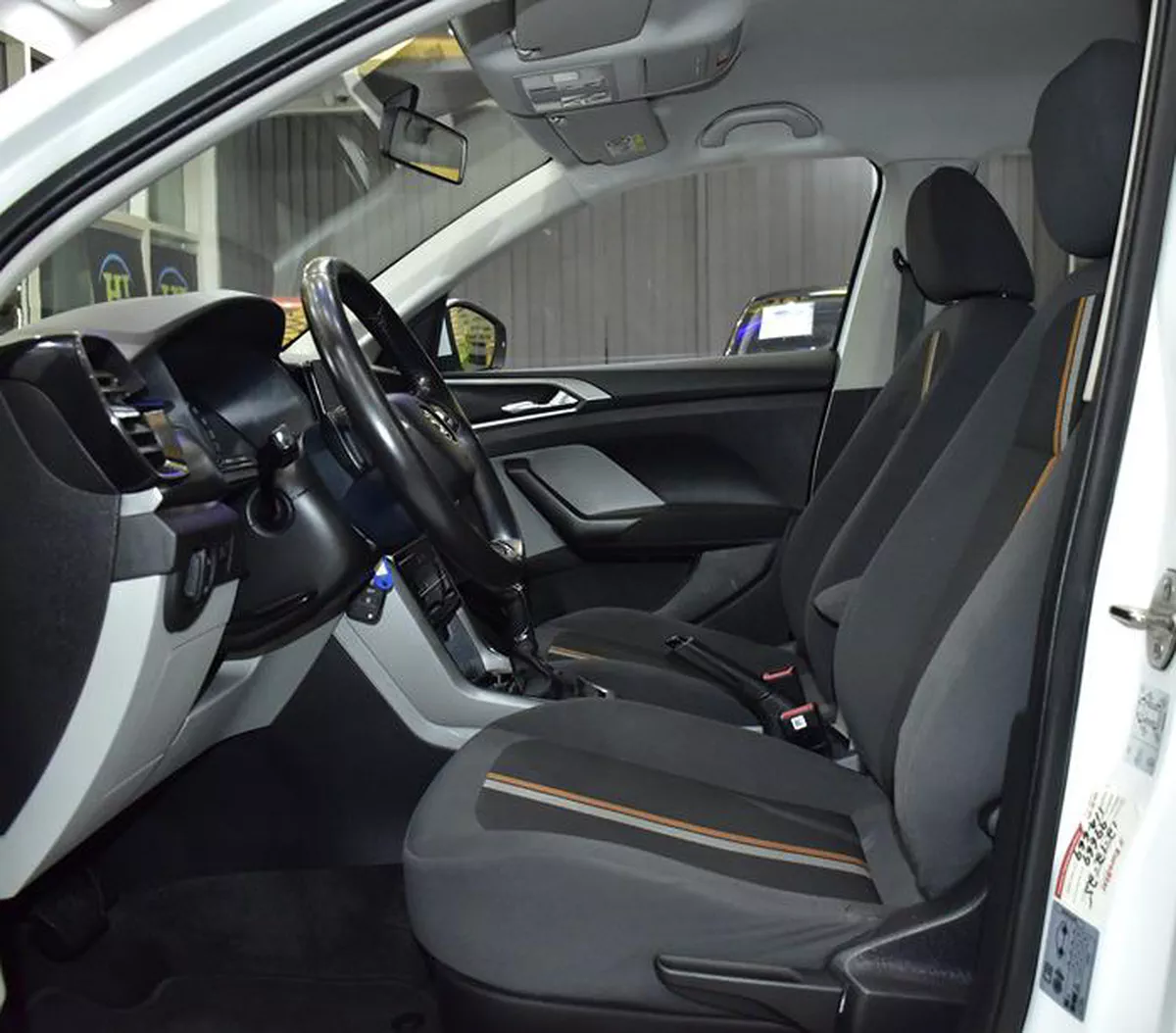 Skoda Kushaq ( 2023 Model ) in White Col...-11-11