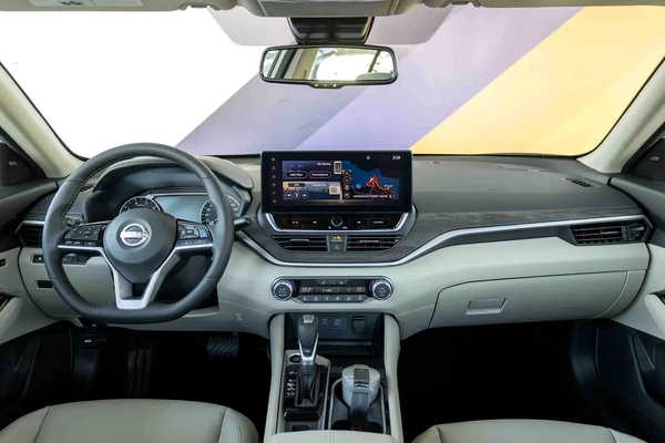 Dealership Warranty 3 years | AED 1,840 Monthly | Nissan Altima SL 2.5L | GCC | Zero Down Payment
