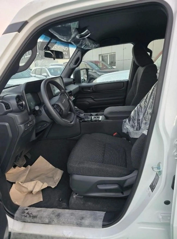 Toyota Prado 2.4L PETROL 2024 GCC