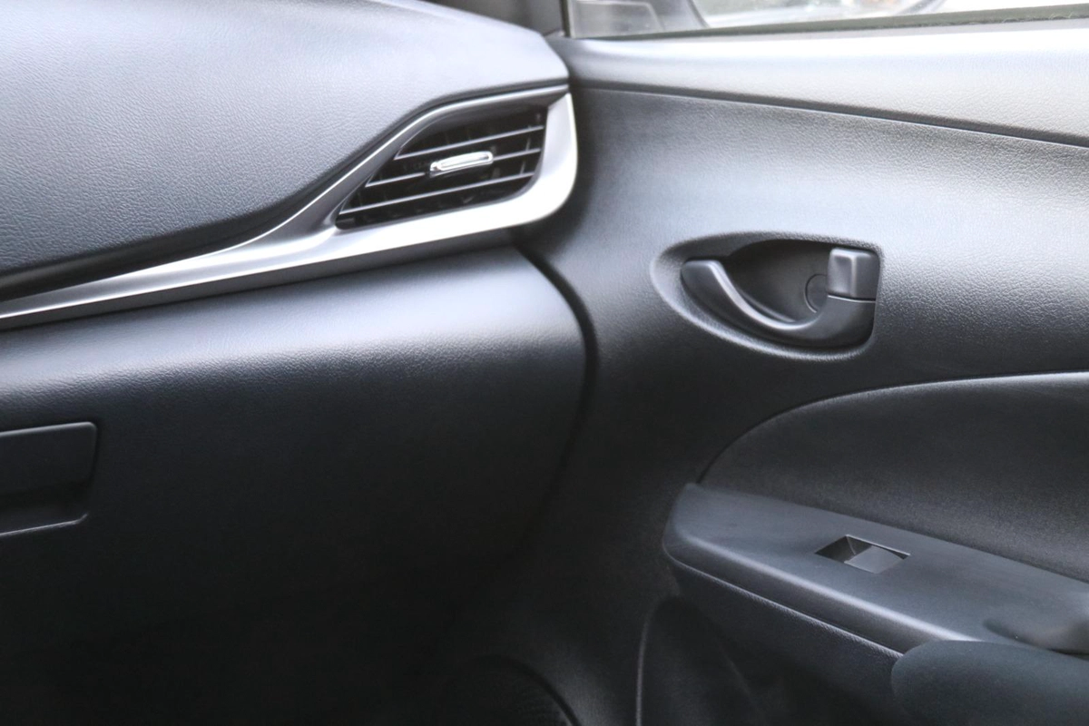 New 2023 Toyota Yaris-10-10