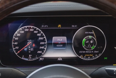 Mercedes-Benz S-Class 560 2019-1