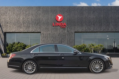 Mercedes-Benz S-Class 560 2019-11