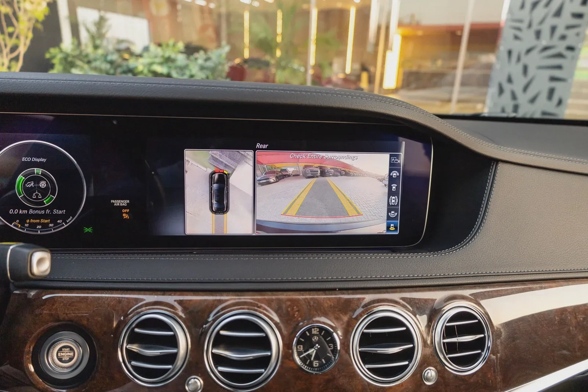 Mercedes-Benz S-Class 560 2019-13-13