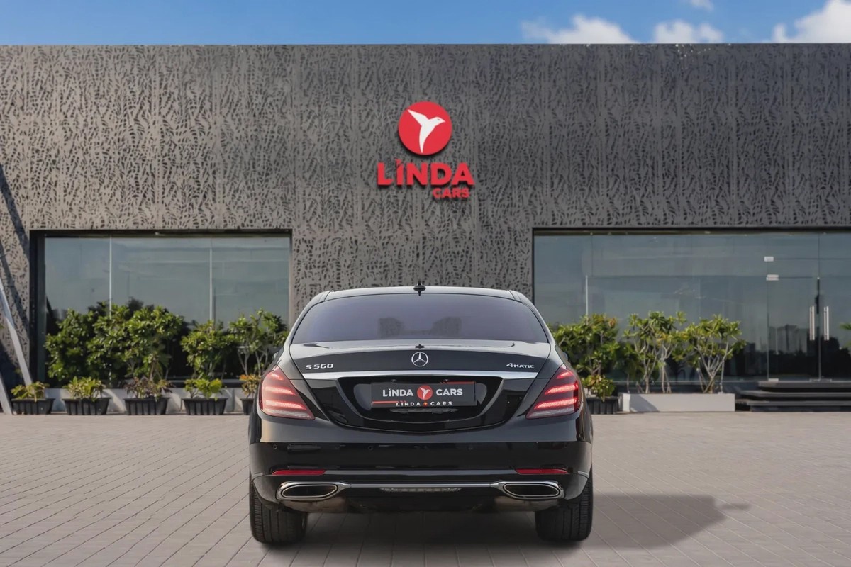 Mercedes-Benz S-Class 560 2019-8-8