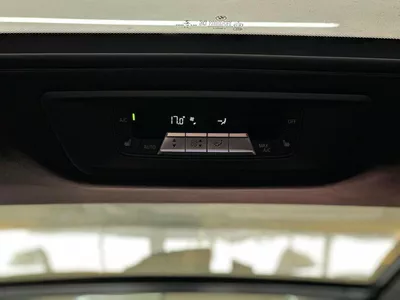 BMW X7 M60i XDRIVE M50i xDriveM60i (6 Seats)-18