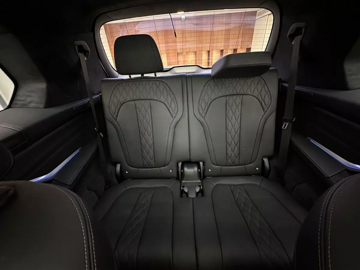BMW X7 M60i XDRIVE M50i xDriveM60i (6 Seats)-9-0