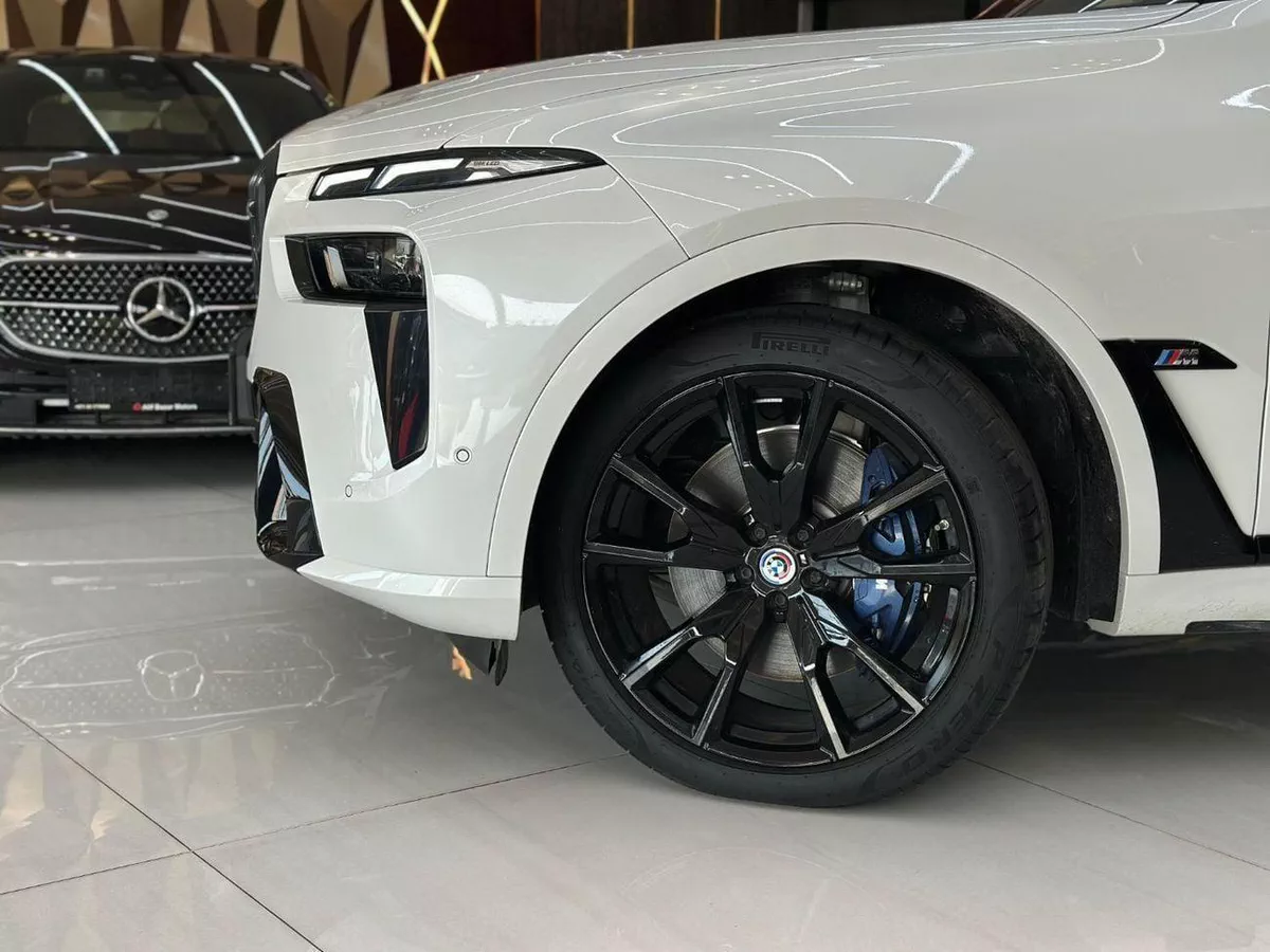 BMW X7 M60i XDRIVE M50i xDriveM60i (6 Seats)-4-0