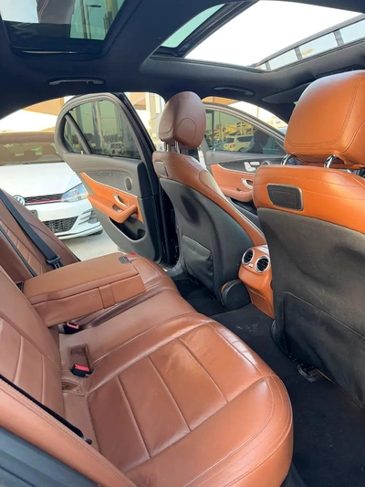 Mercedes-Benz E-Class E 300 2018 GCC Specs-15