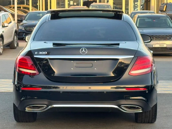Mercedes-Benz E-Class E 300 2018 GCC Specs