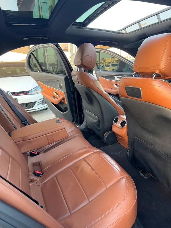 Mercedes-Benz E-Class E 300 2018 GCC Specs