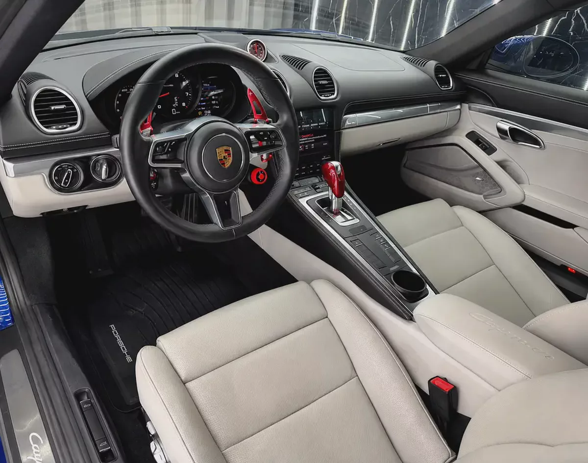 2024 718 Porsche Cayman | Style Edition |GCC | Low Mileage | Gentian Blue Metallic Exterior-8-8
