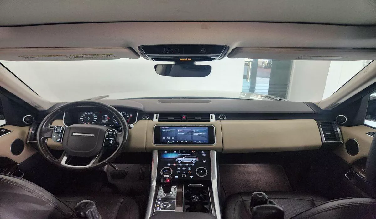 Land Rover Range Rover Sport HSE DYNAMIC 3.0L-6CYL- Excellent Condition American Specs-7-0
