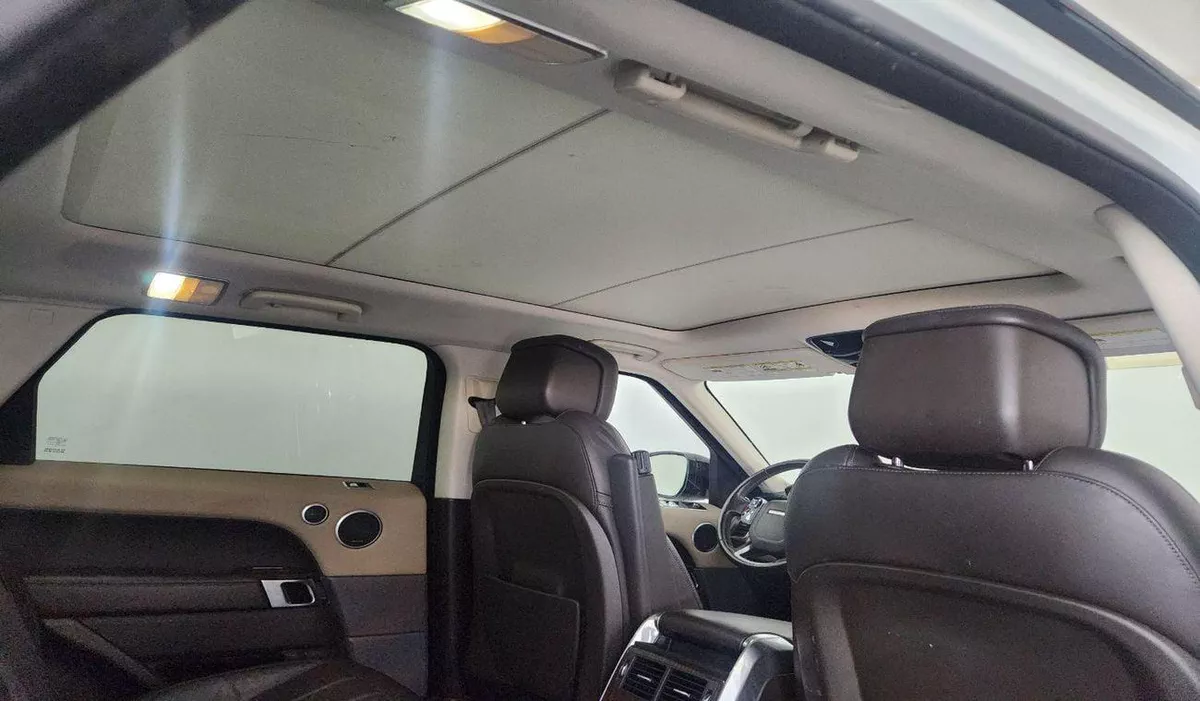 Land Rover Range Rover Sport HSE DYNAMIC 3.0L-6CYL- Excellent Condition American Specs-8-0