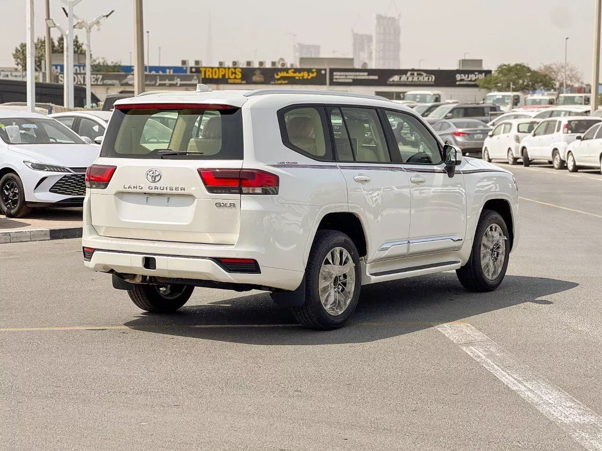 Toyota Land Cruiser GXR EXPORT ONLY - 2026 LC300 4.0L (GCC Specification)-4-0
