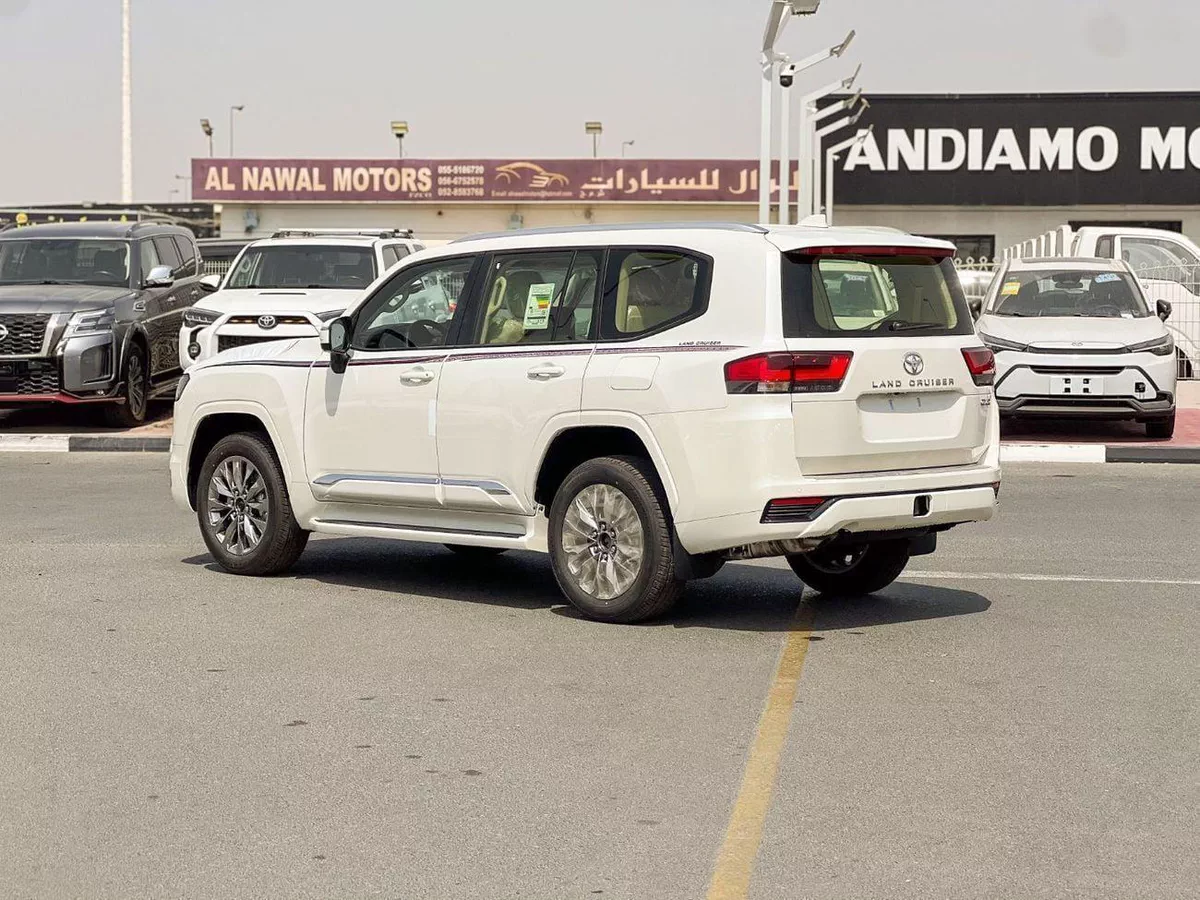 Toyota Land Cruiser GXR EXPORT ONLY - 2026 LC300 4.0L (GCC Specification)-6-0