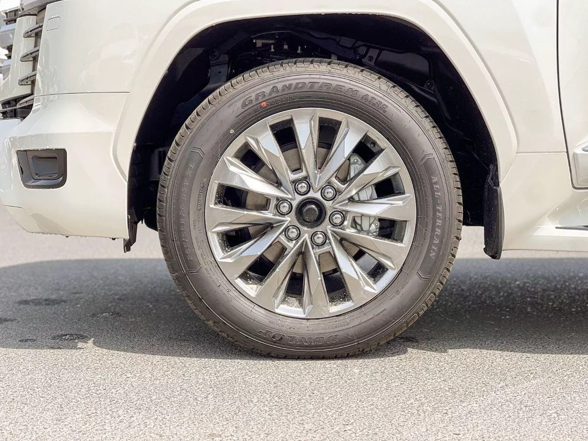 Toyota Land Cruiser GXR EXPORT ONLY - 2026 LC300 4.0L (GCC Specification)-8-0