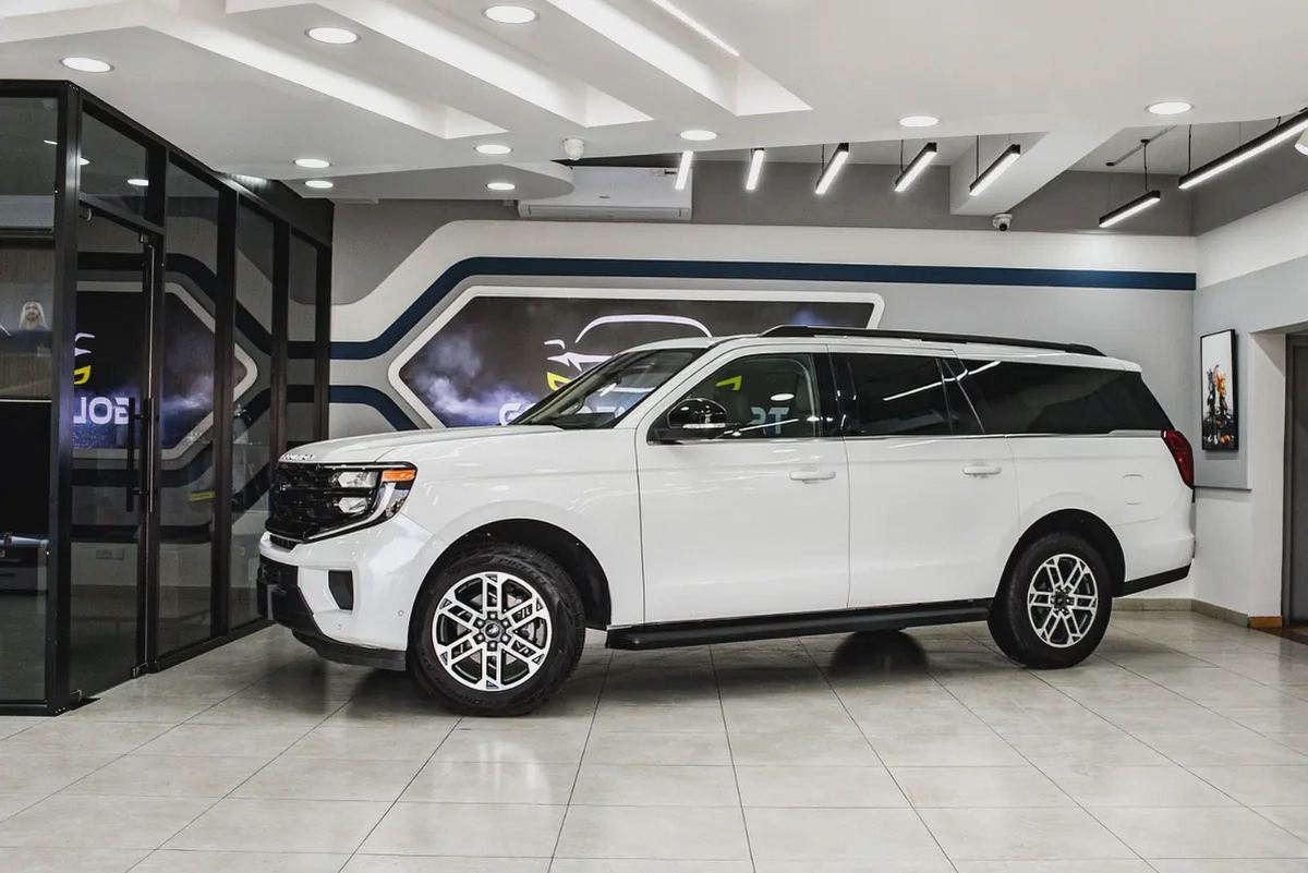 2025 Ford Expedition ACTIVE XL