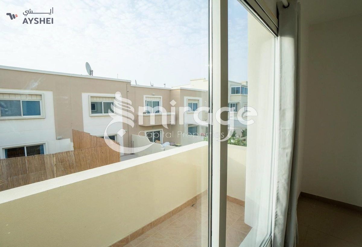 TOWNHOUSE FOR SALE IN ARABIAN STYLE, AL REEF VILLAS