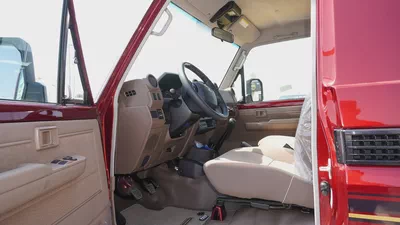 2025 Toyota Land Cruiser LC 79 S-C  4.0L PETROL  - GCC Specs - Brand New!-14