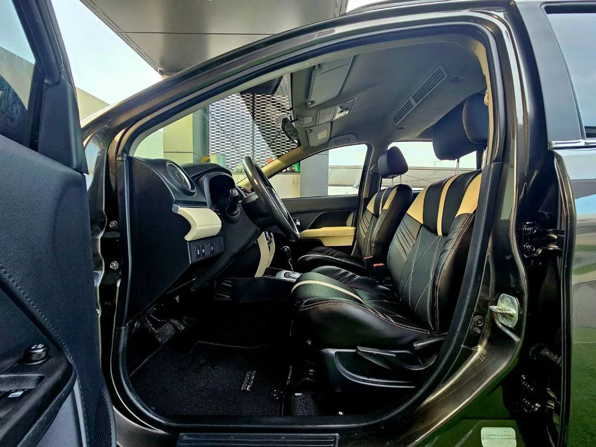Toyota Rush EX/ PASSENGER 7 SEATS/ LOW MILEAGE-10-0