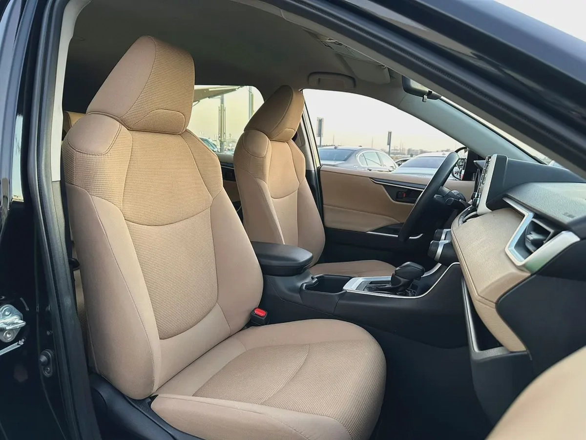 (2022) TOYOTA //RAV4// GCC FULL OPTION -EXCELLENT CONDITION--15-15