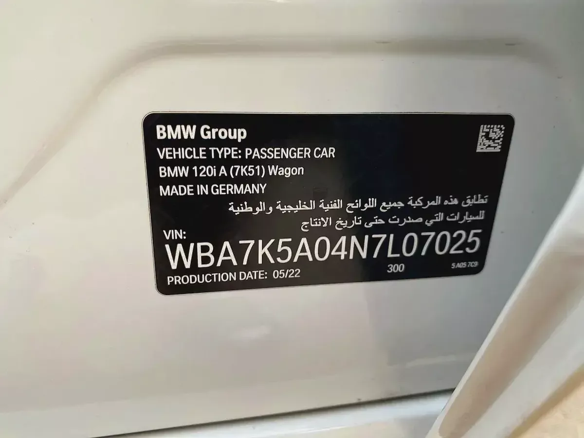 2022 model || BMW WARRANTY TILL END OF 2027 || ORIGINAL PAINT || CAR PLAY || FULL AGENCY SERVICE-16-16