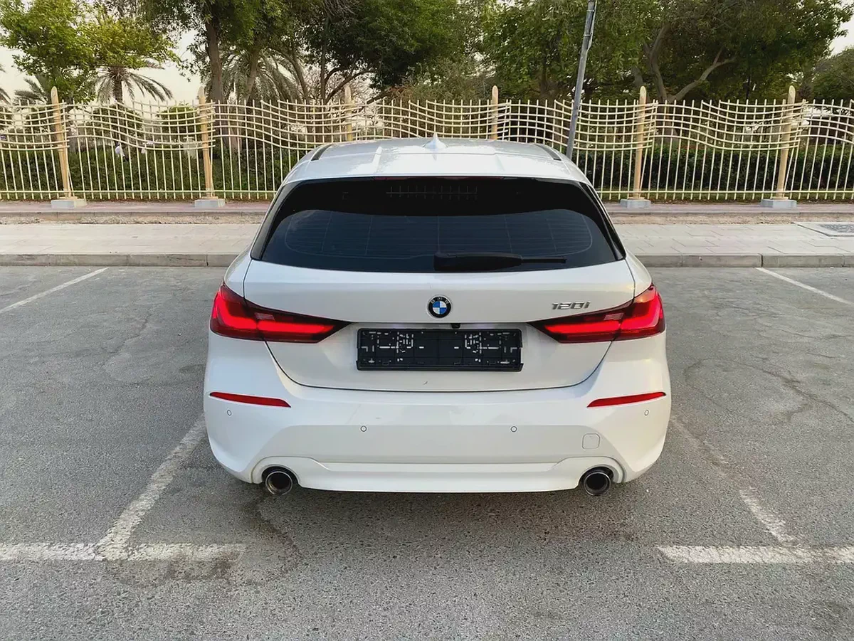 2022 model || BMW WARRANTY TILL END OF 2027 || ORIGINAL PAINT || CAR PLAY || FULL AGENCY SERVICE-7-7