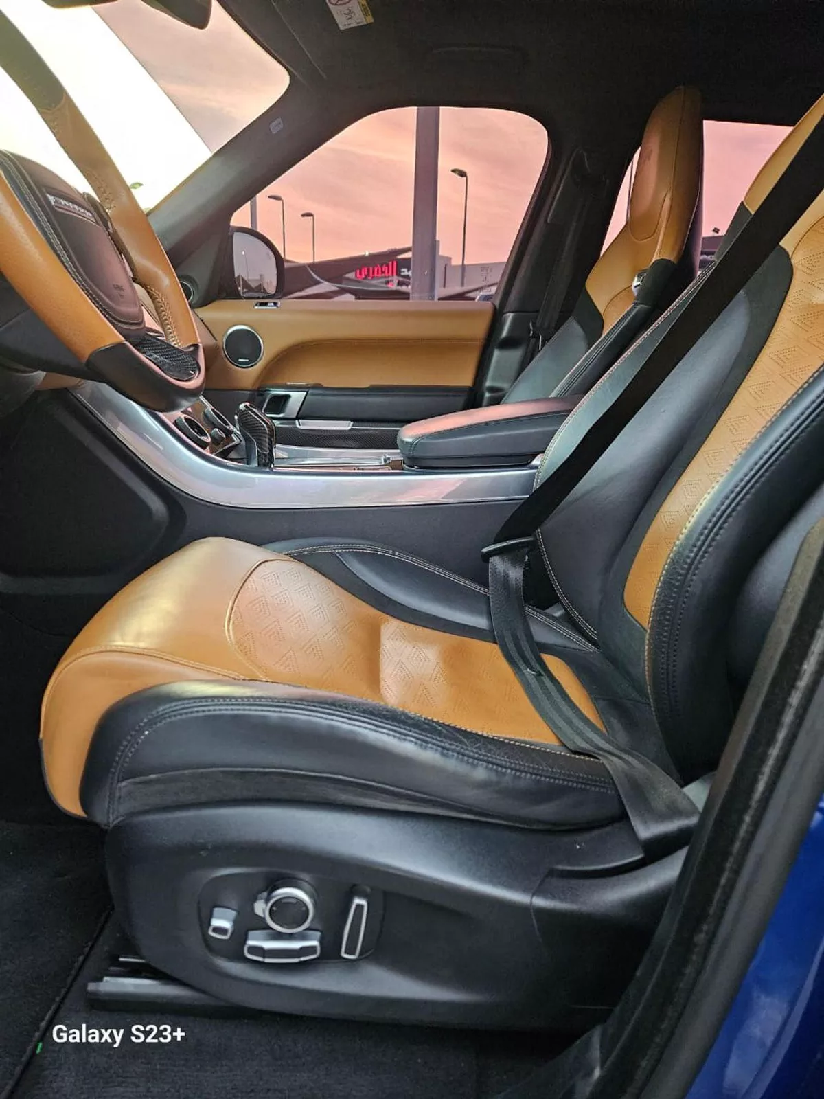Land Rover Range Rover Sport SVR RANGE ROVER SVR-7-0