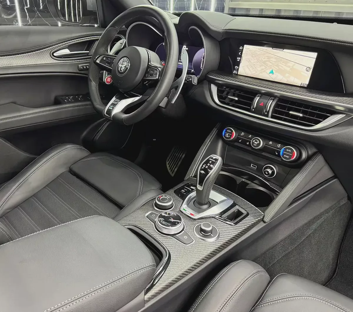 Original Color Blue | PPF |Silver Carbon Black | GCC  | Warranty Service 2030 | Low Mileage-16-16