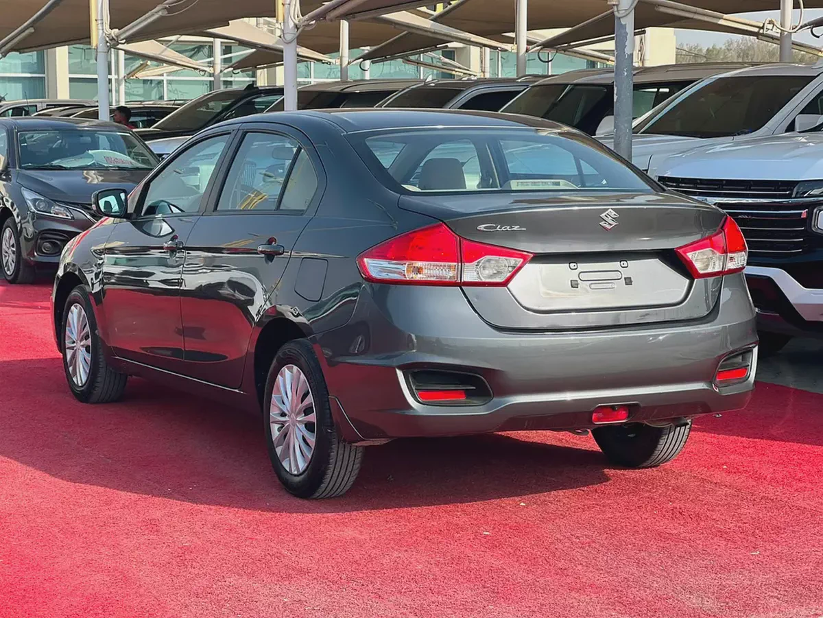 2024 Suzuki Ciaz | V4 | 1.5L | GCC | Orginal Paint | Ref#1105-3-3