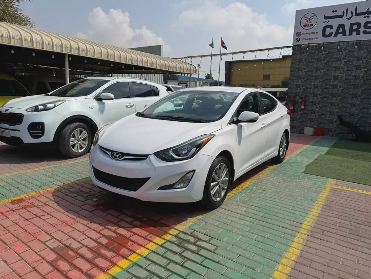 HYUNDAI ELANTRA-1-1