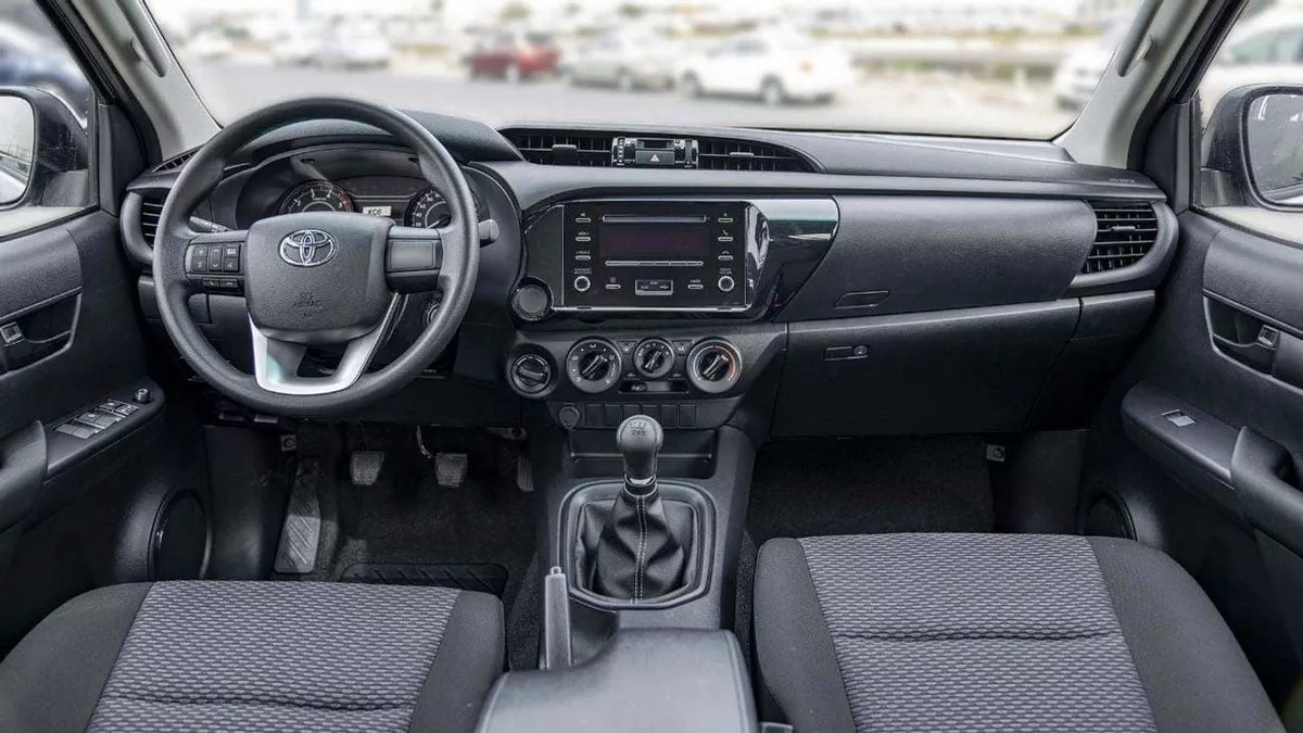 Toyota Hilux GL Hilux 2.4L mid option p.w MY2025 FOR EXPORT ONLY-12-0