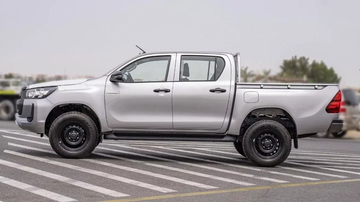 Toyota Hilux GL Hilux 2.4L mid option p.w MY2025 FOR EXPORT ONLY-2-0