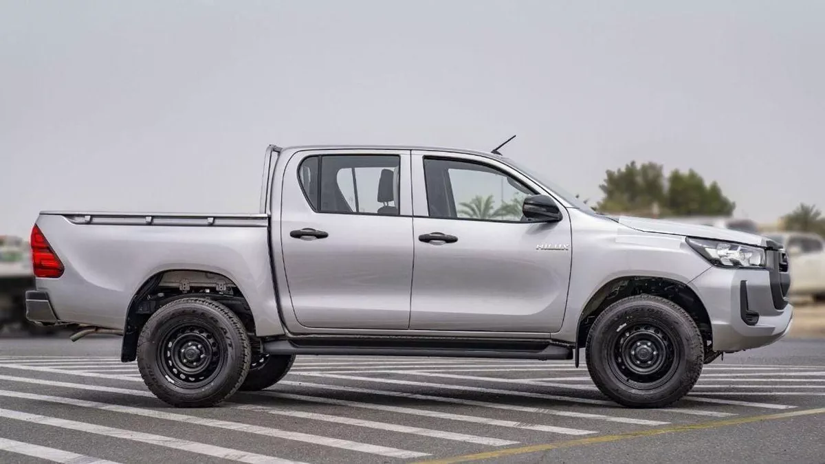 Toyota Hilux GL Hilux 2.4L mid option p.w MY2025 FOR EXPORT ONLY-3-0
